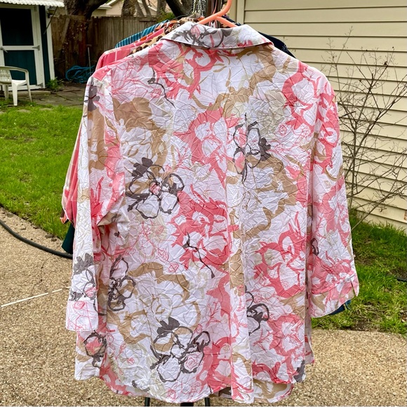 Floral blouse - Picture 4 of 4